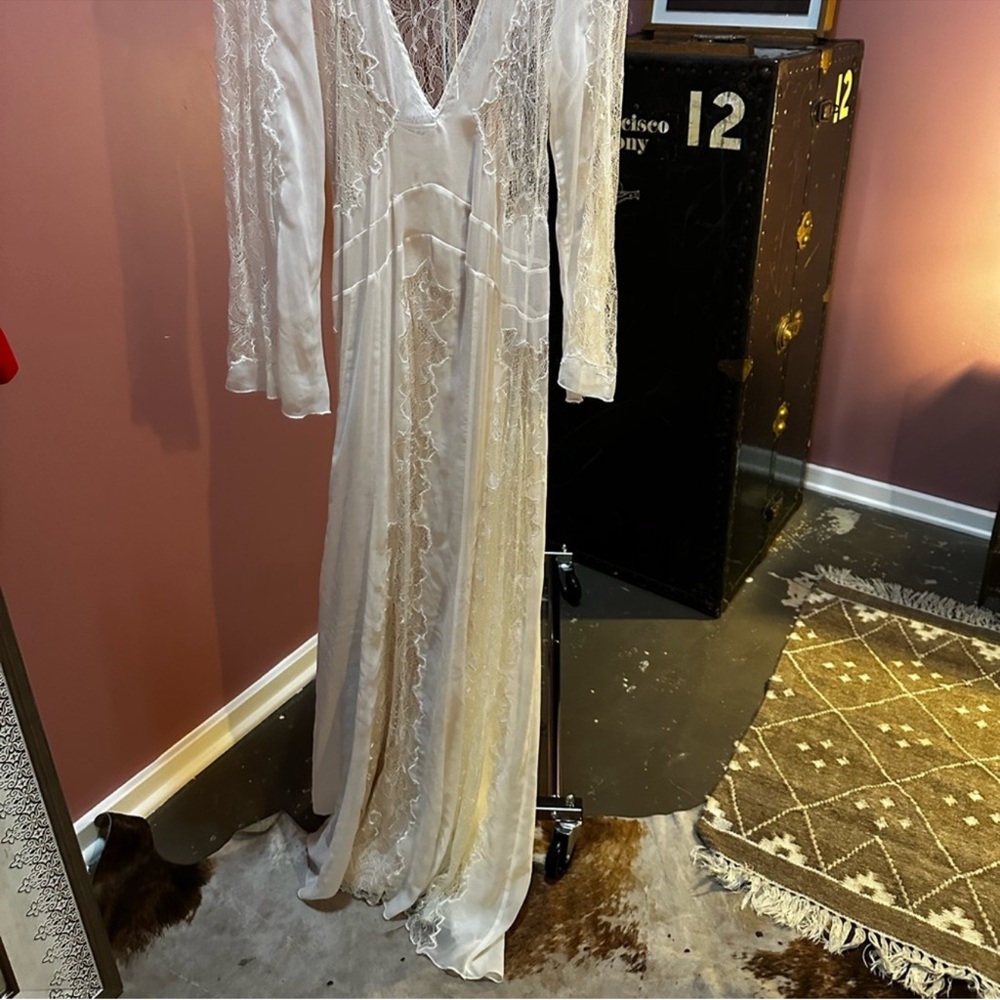 Stone Cold Fox Sheer White Lace Chemise - Picture 2 of 2